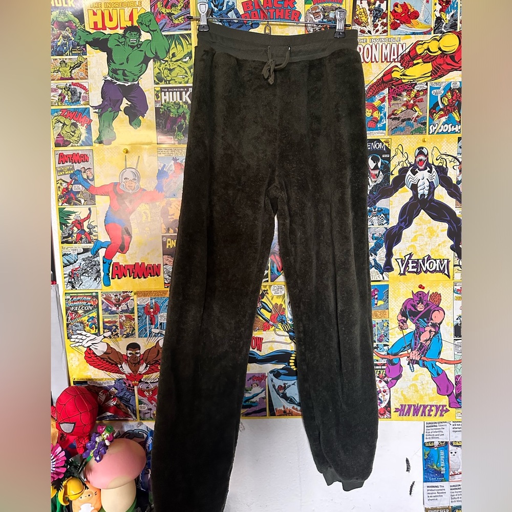 Women’s sweats